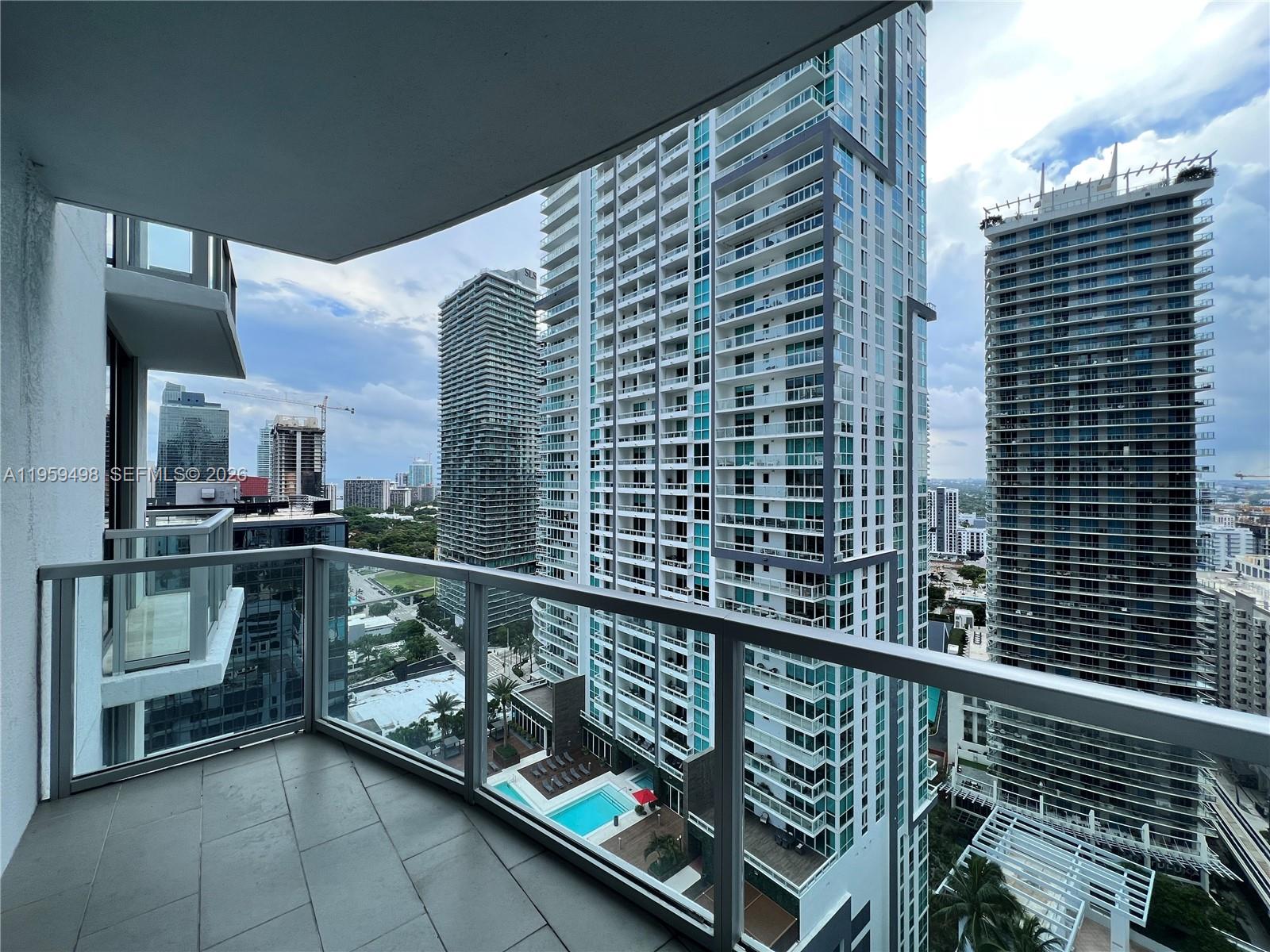 1060 Brickell Ave #2513, Miami FL 33131