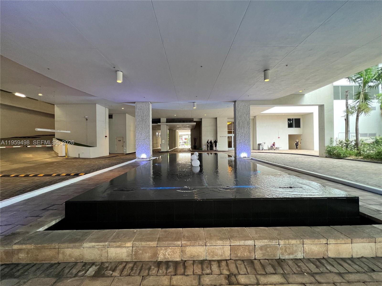 1060 Brickell Ave #2513, Miami FL 33131
