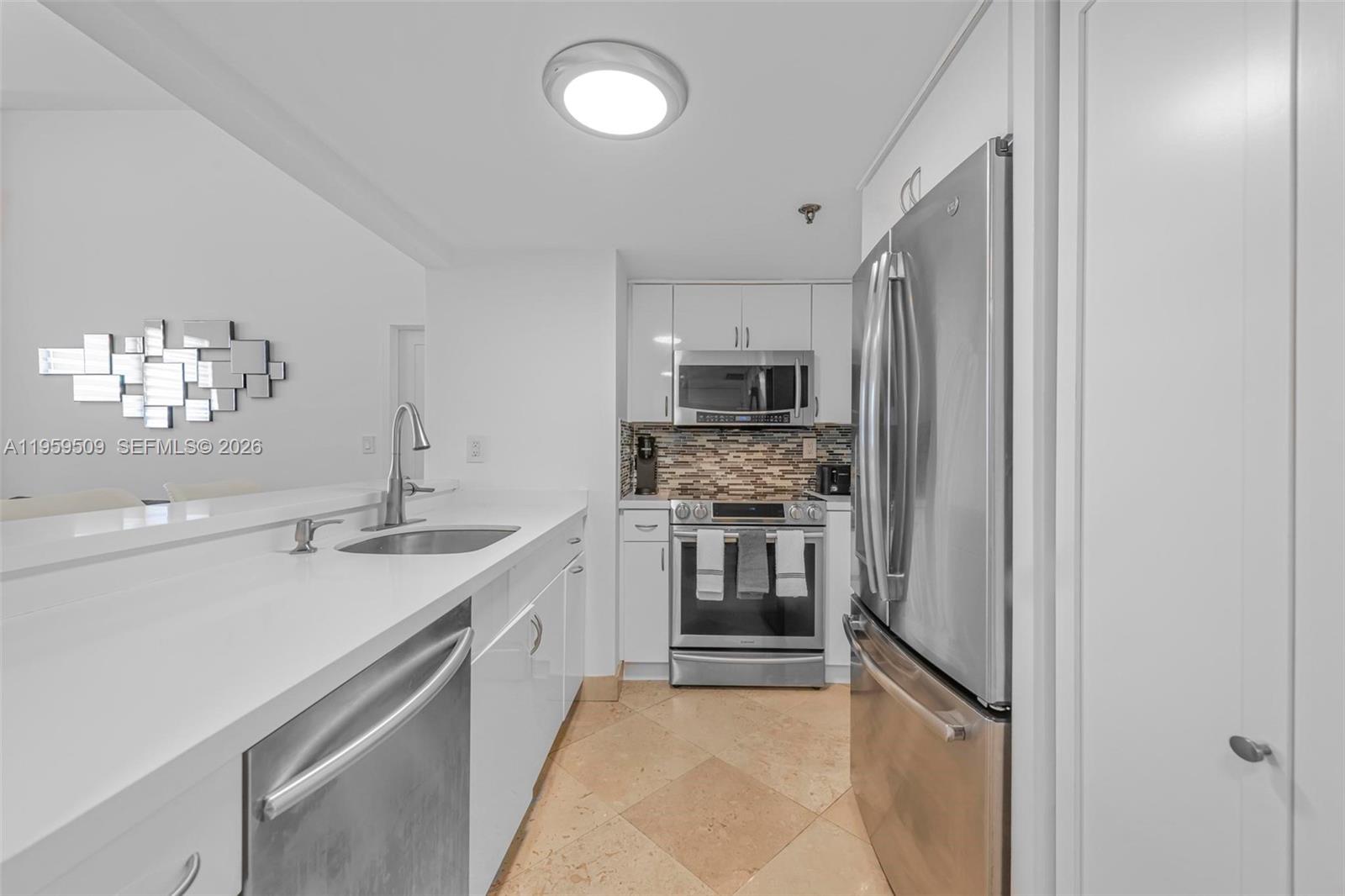 540 Brickell Key Dr #500, Miami FL 33131