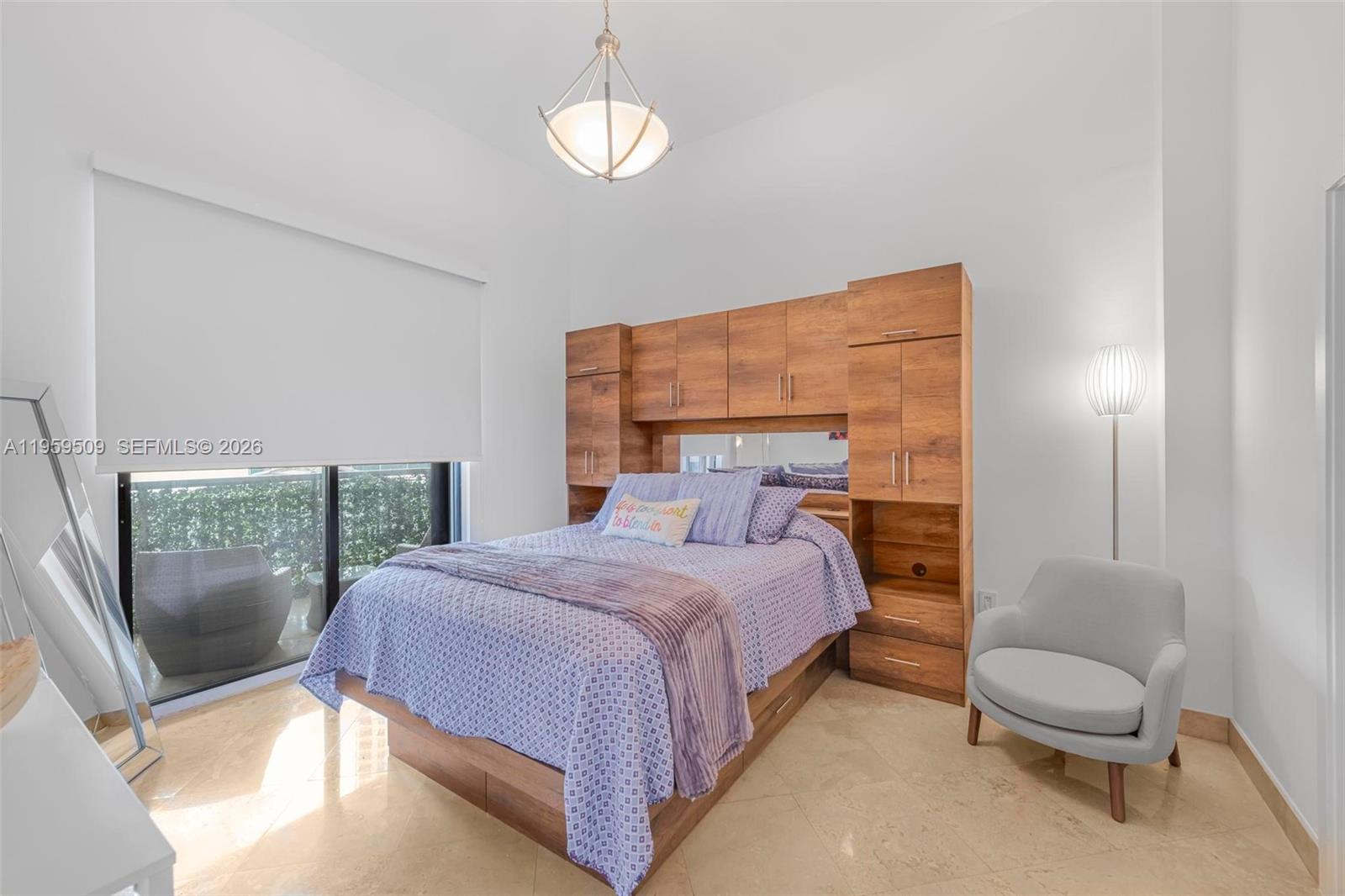 540 Brickell Key Dr #500, Miami FL 33131