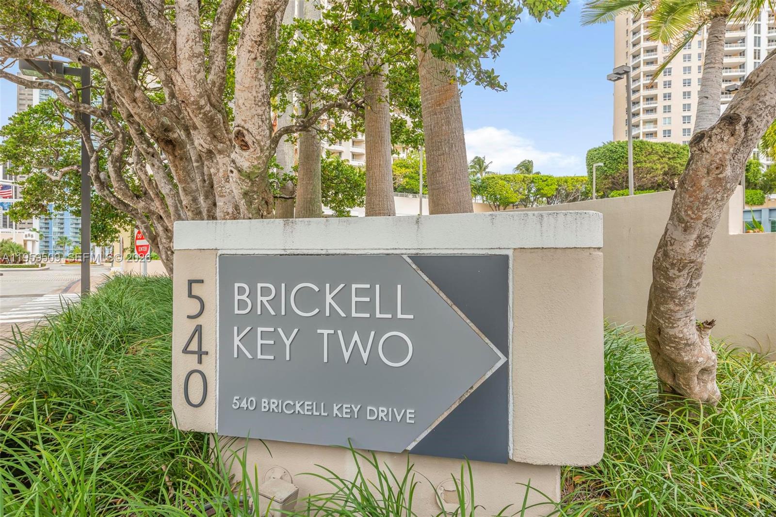 540 Brickell Key Dr #500, Miami FL 33131