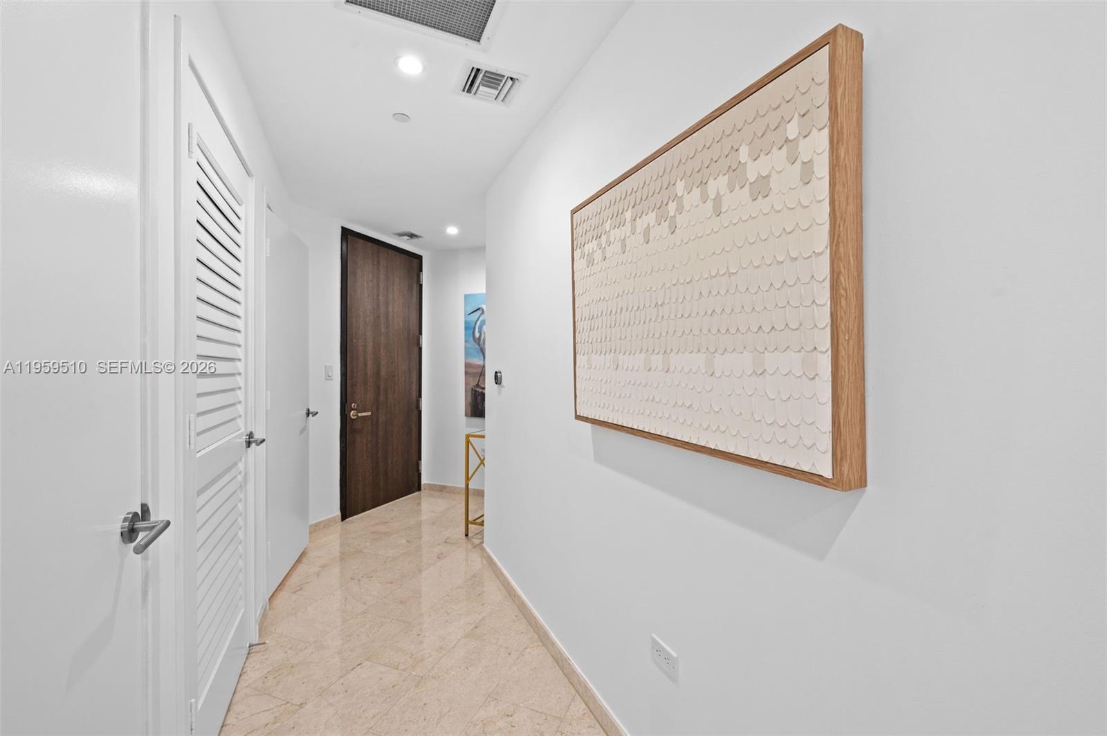 88 SW 7th St #3612, Miami FL 33130