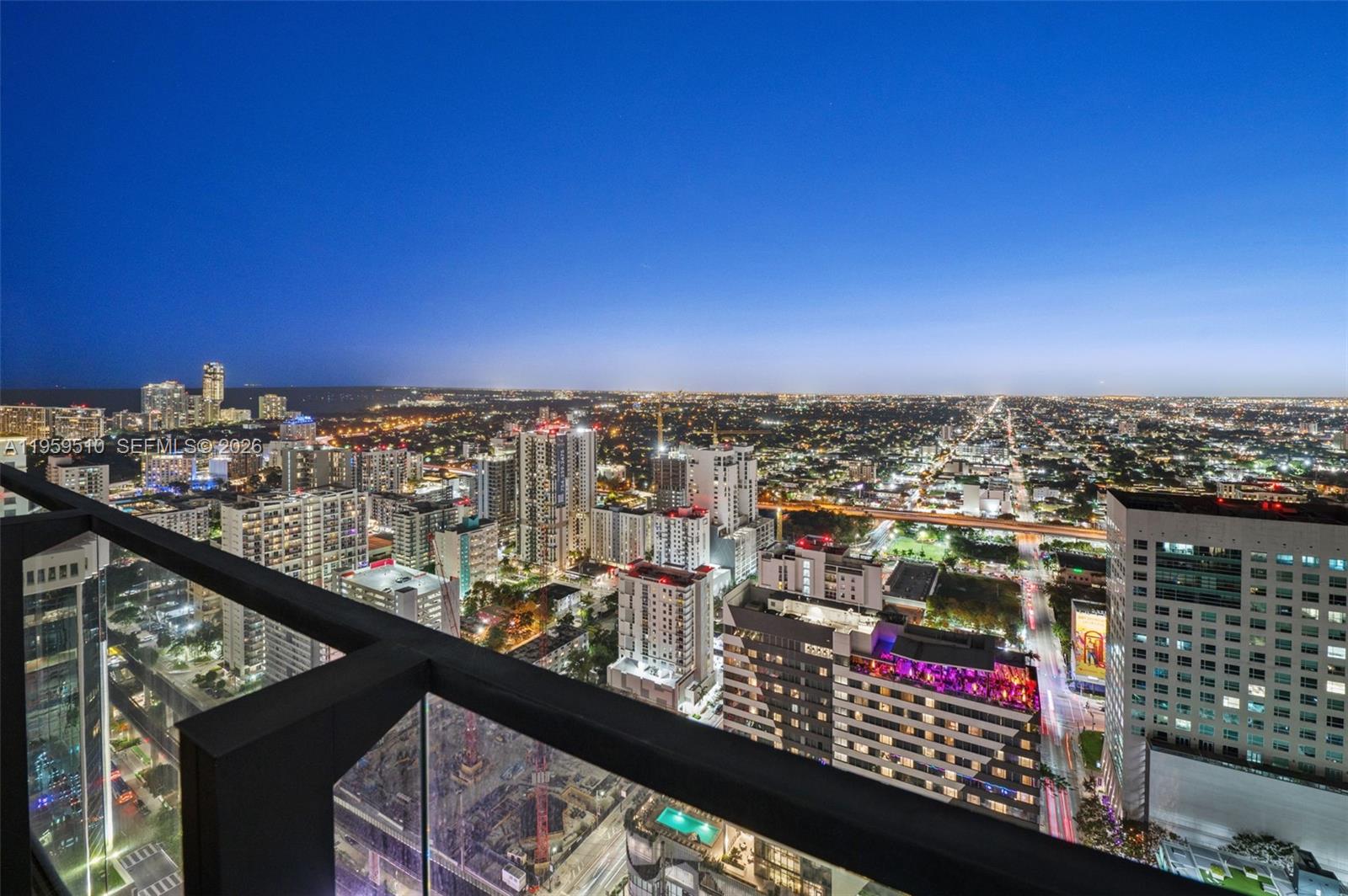 88 SW 7th St #3612, Miami FL 33130