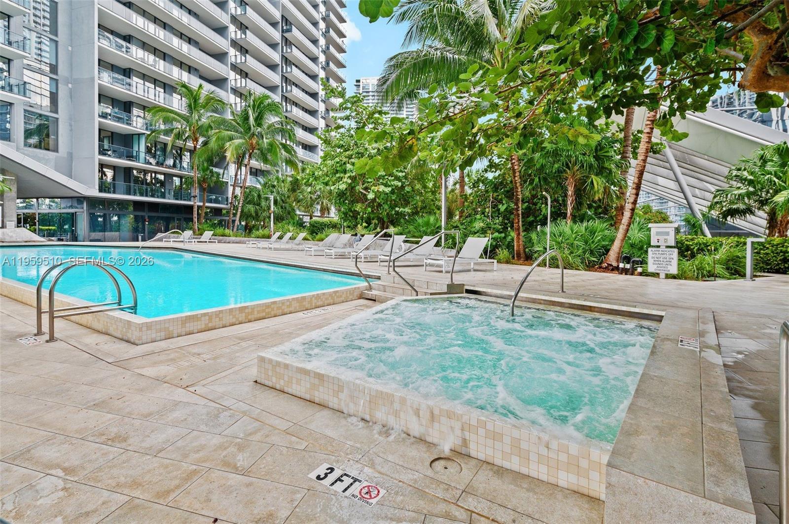 88 SW 7th St #3612, Miami FL 33130