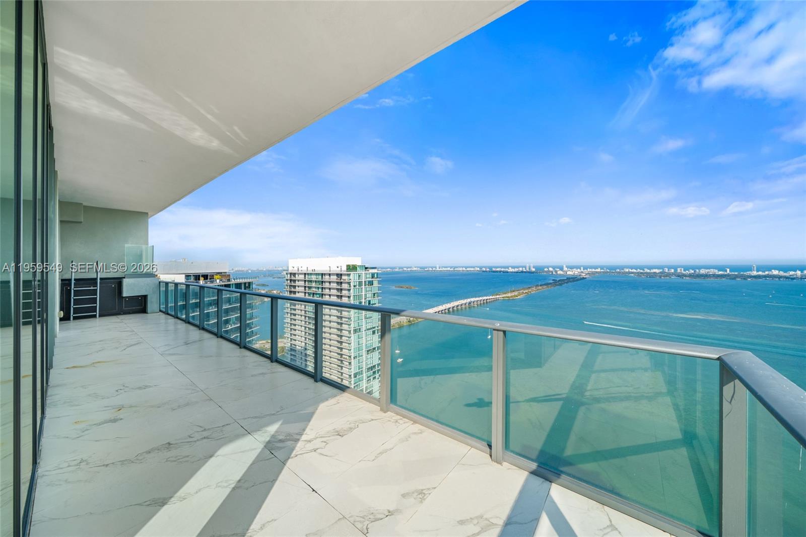 480 NE 31st St #PH5101, Miami FL 33137