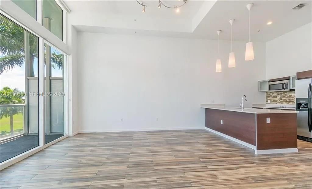 1900 N Bayshore Dr #506, Miami FL 33132