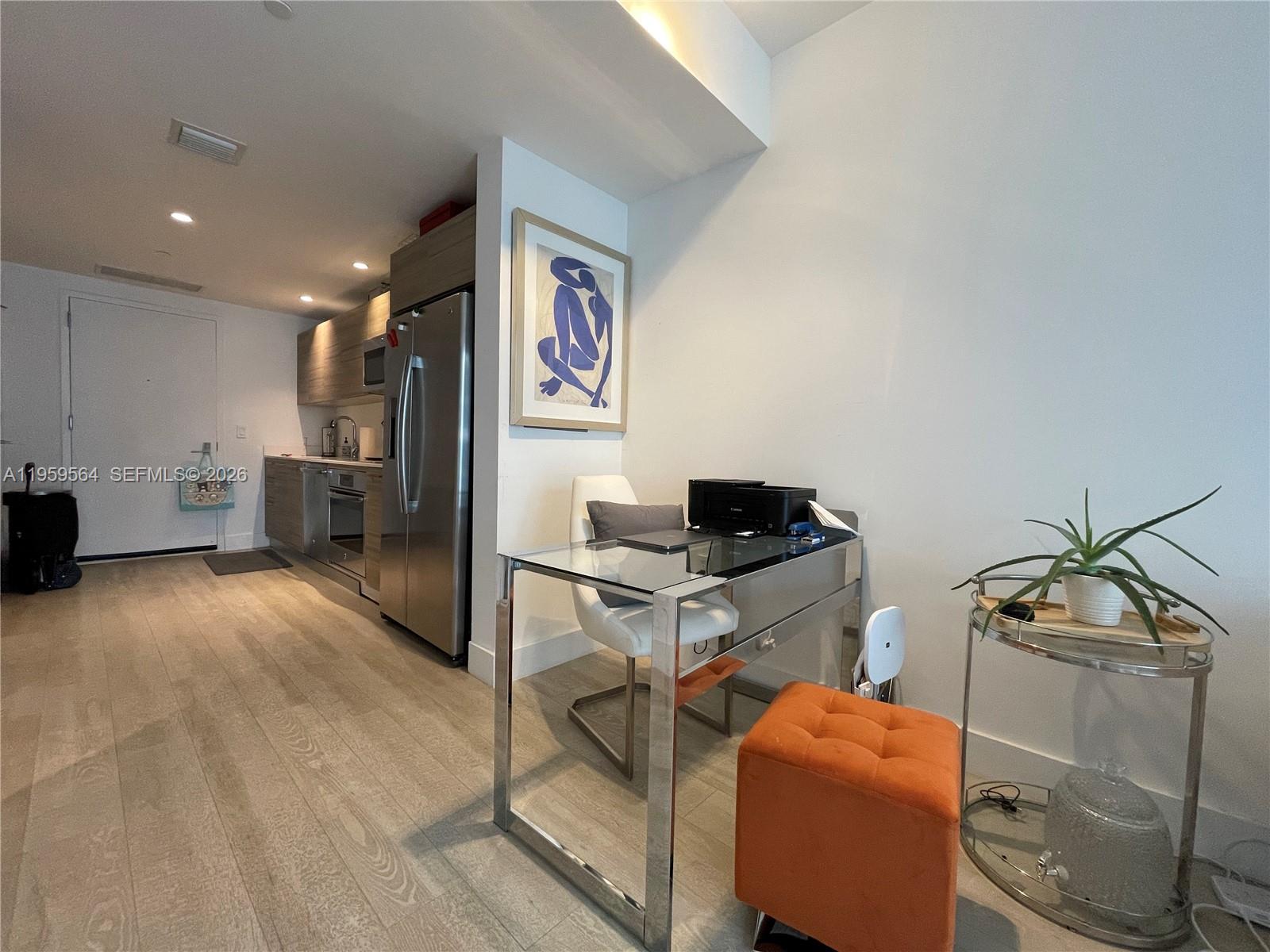 121 NE 34th St #L401, Miami FL 33137