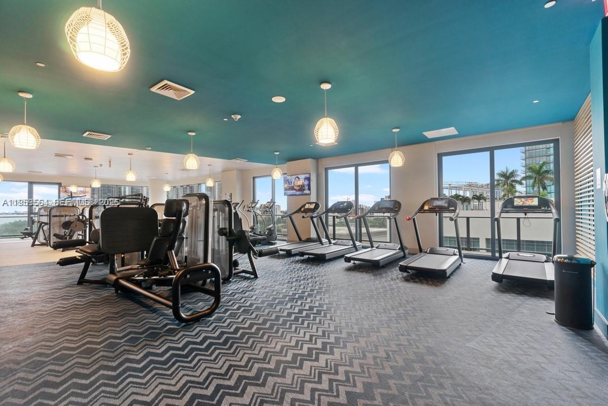 121 NE 34th St #L401, Miami FL 33137