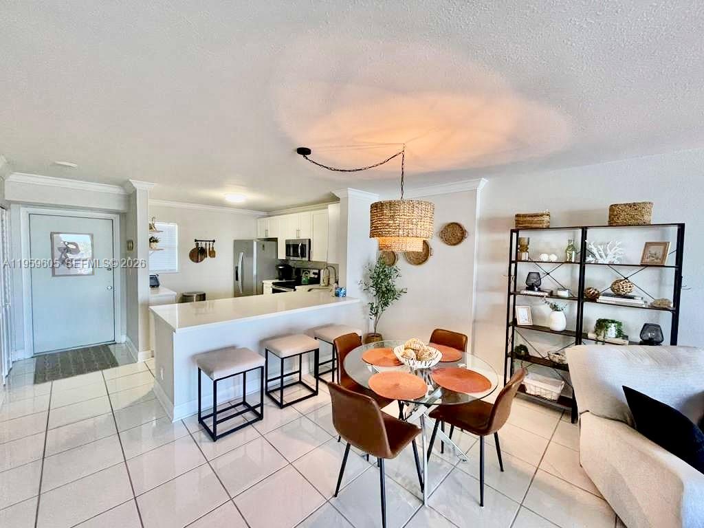 4800 Bayview Dr #505, Fort Lauderdale FL 33308