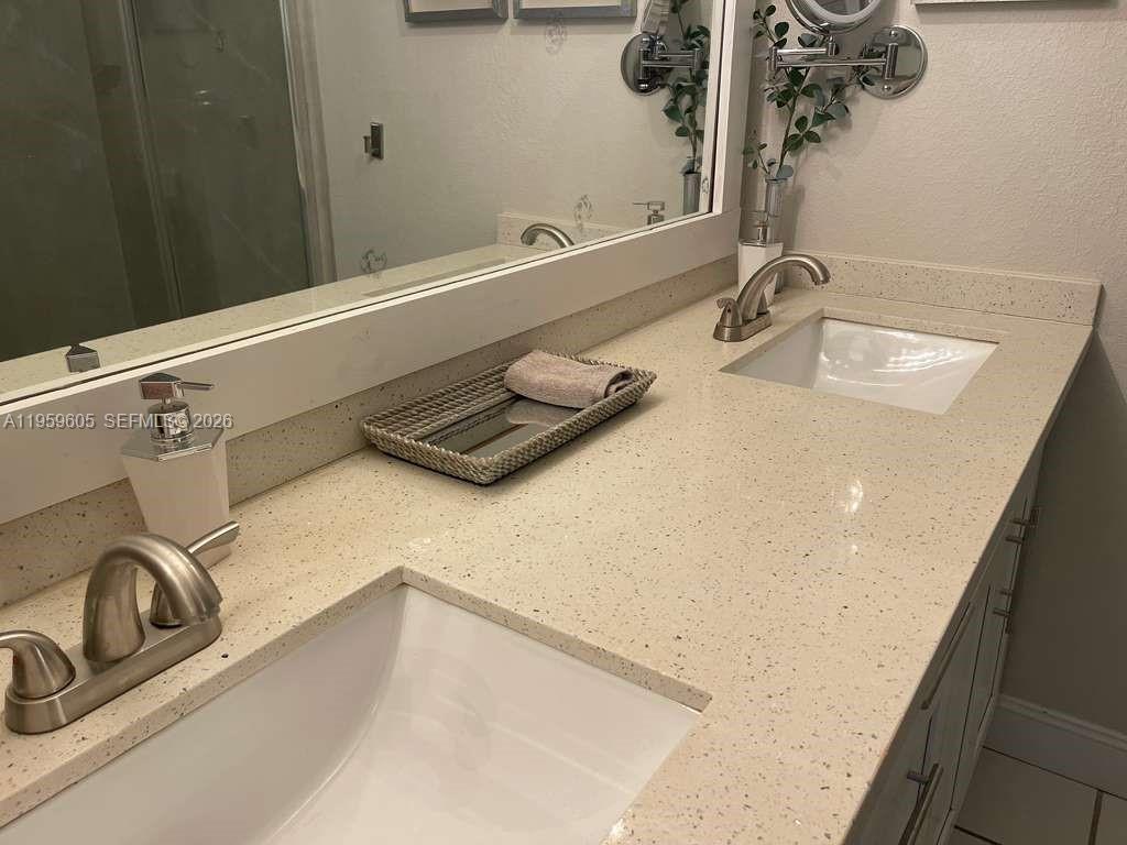 4800 Bayview Dr #505, Fort Lauderdale FL 33308