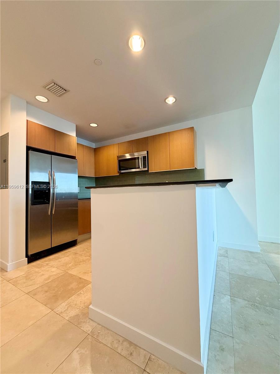 1060 Brickell Ave #2113, Miami FL 33131