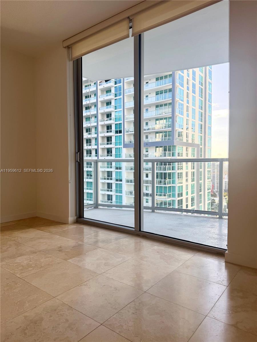1060 Brickell Ave #2113, Miami FL 33131