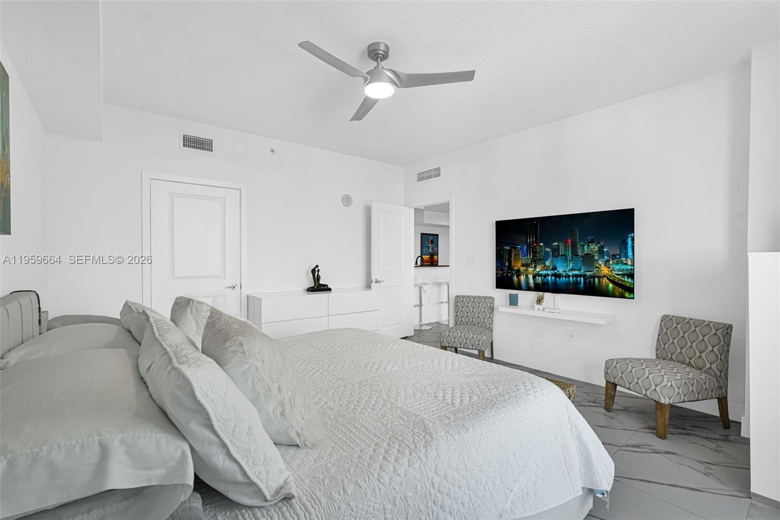7910 Harbor Island Dr #1103, North Bay Village FL 33141