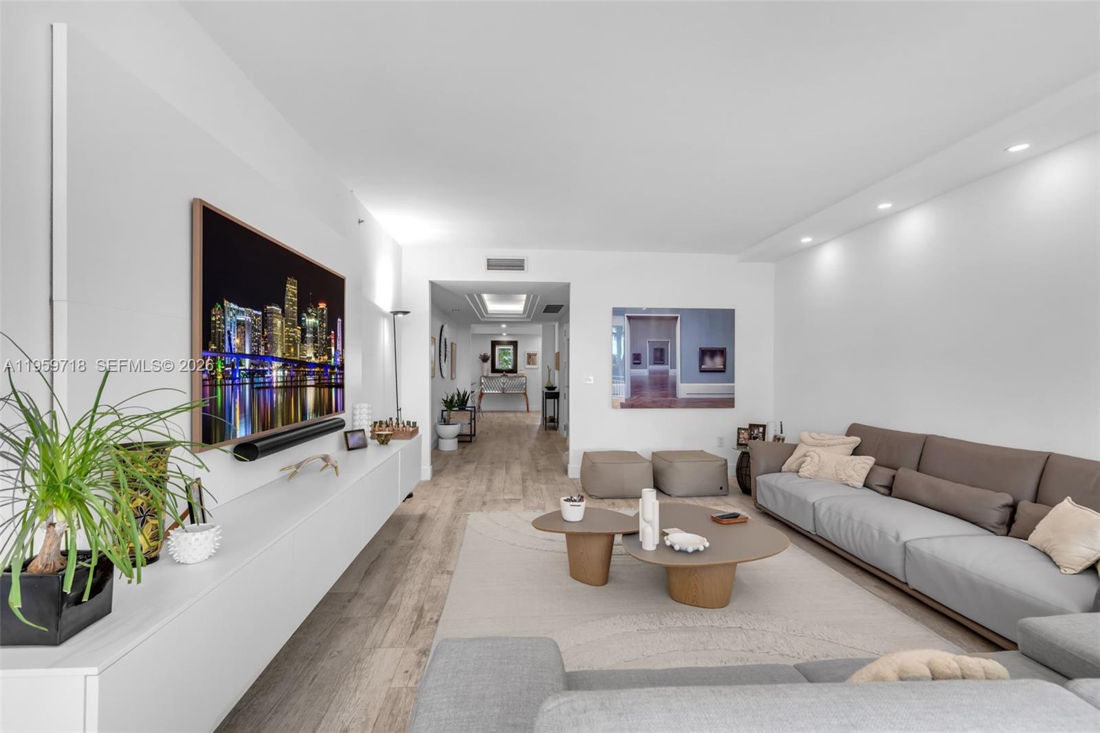 791 Crandon Blvd #501, Key Biscayne FL 33149