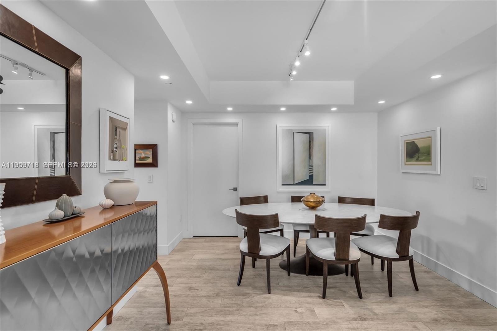 791 Crandon Blvd #501, Key Biscayne FL 33149