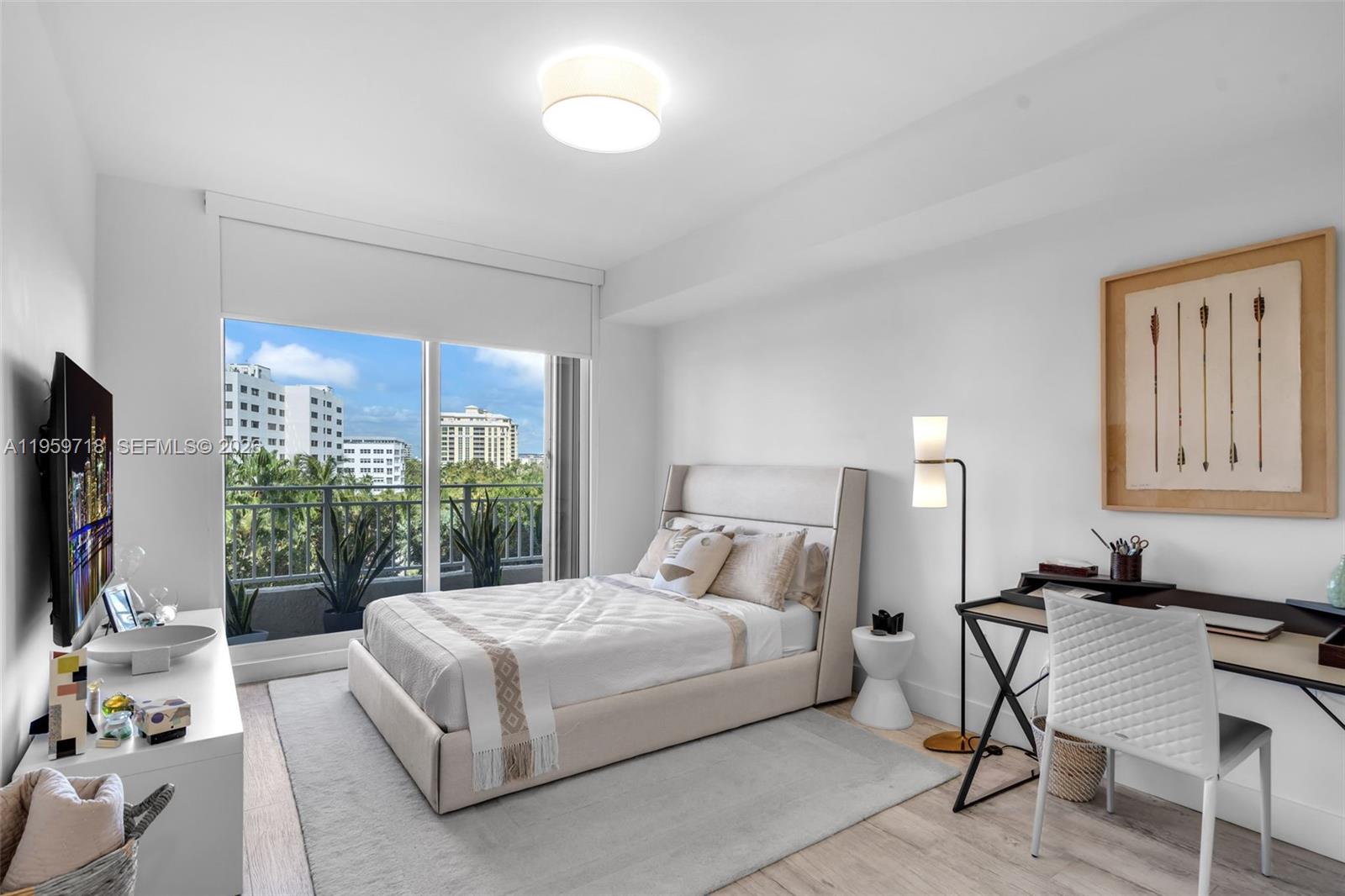 791 Crandon Blvd #501, Key Biscayne FL 33149