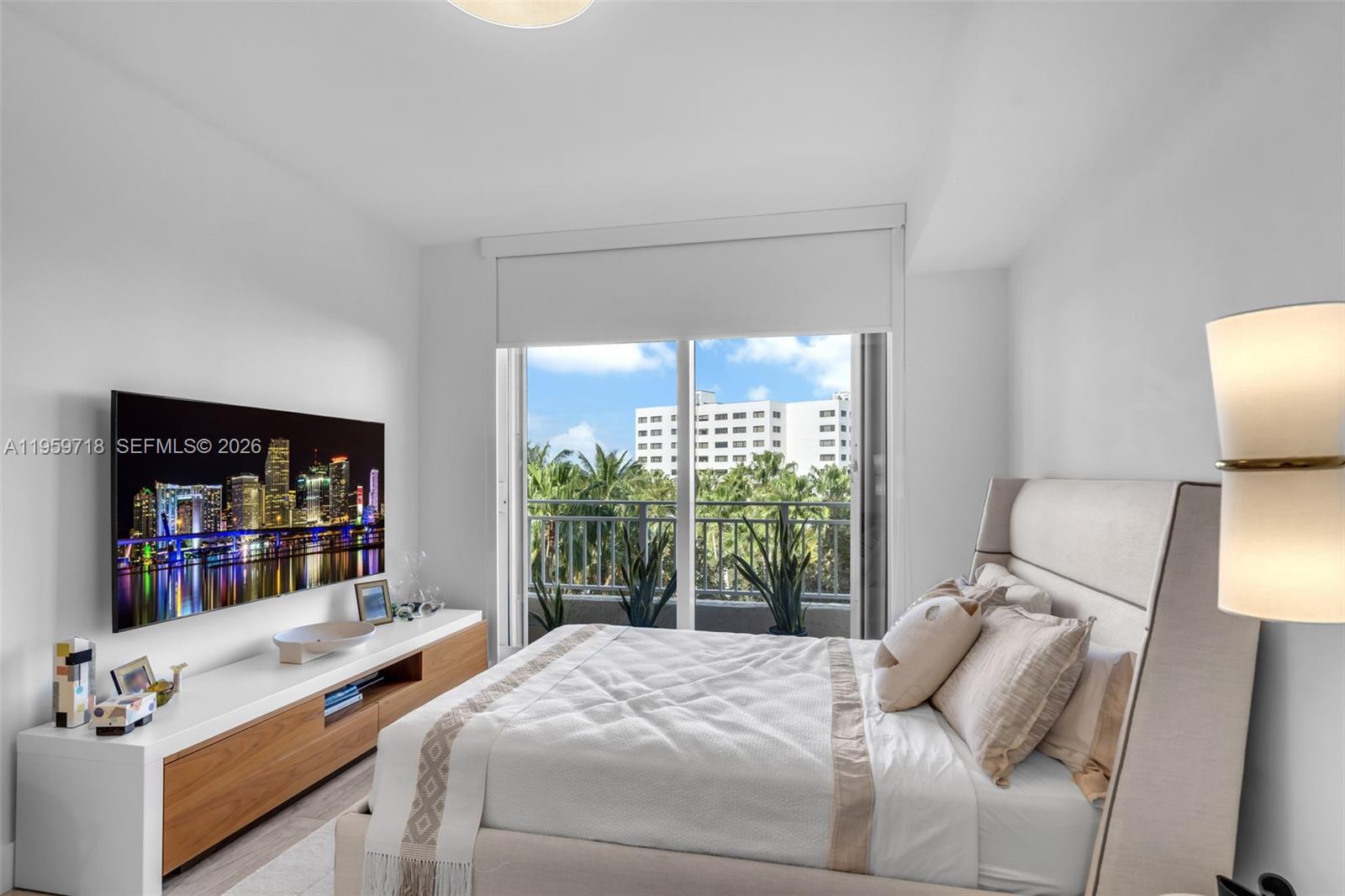 791 Crandon Blvd #501, Key Biscayne FL 33149