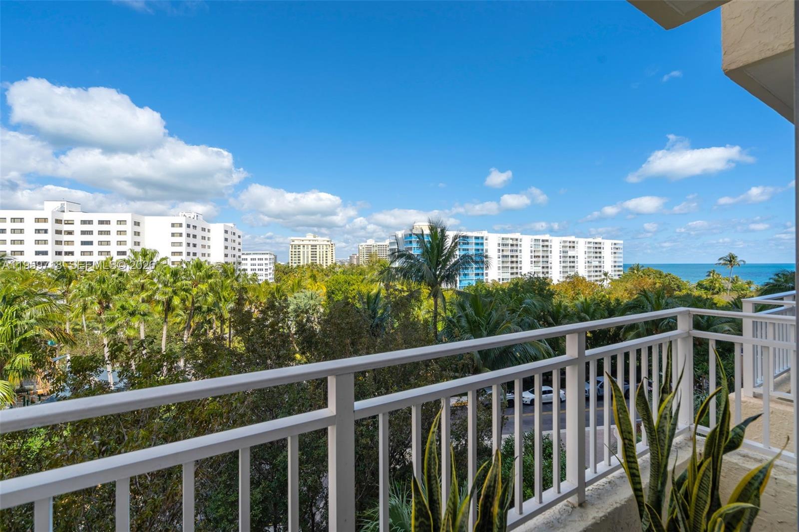 791 Crandon Blvd #501, Key Biscayne FL 33149