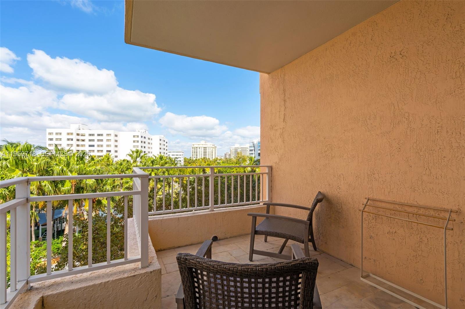 791 Crandon Blvd #501, Key Biscayne FL 33149