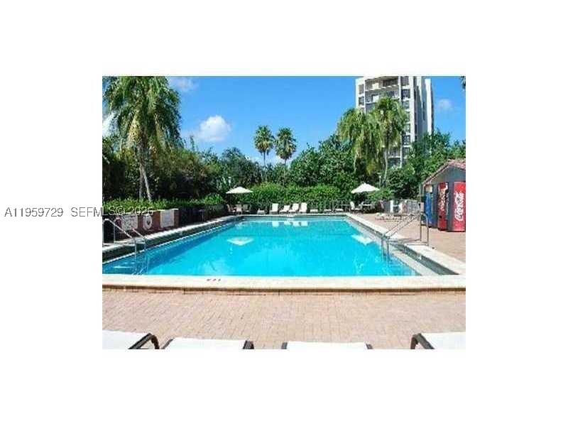 181 Crandon Blvd #308, Key Biscayne FL 33149