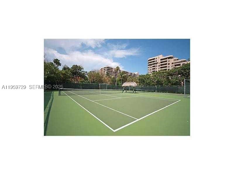 181 Crandon Blvd #308, Key Biscayne FL 33149