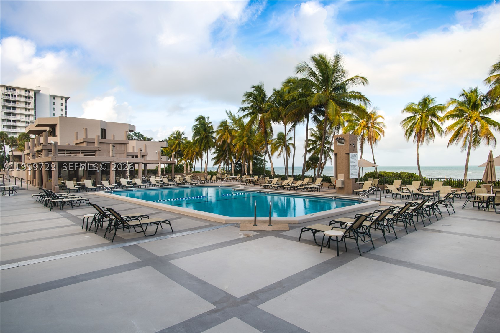 181 Crandon Blvd #308, Key Biscayne FL 33149