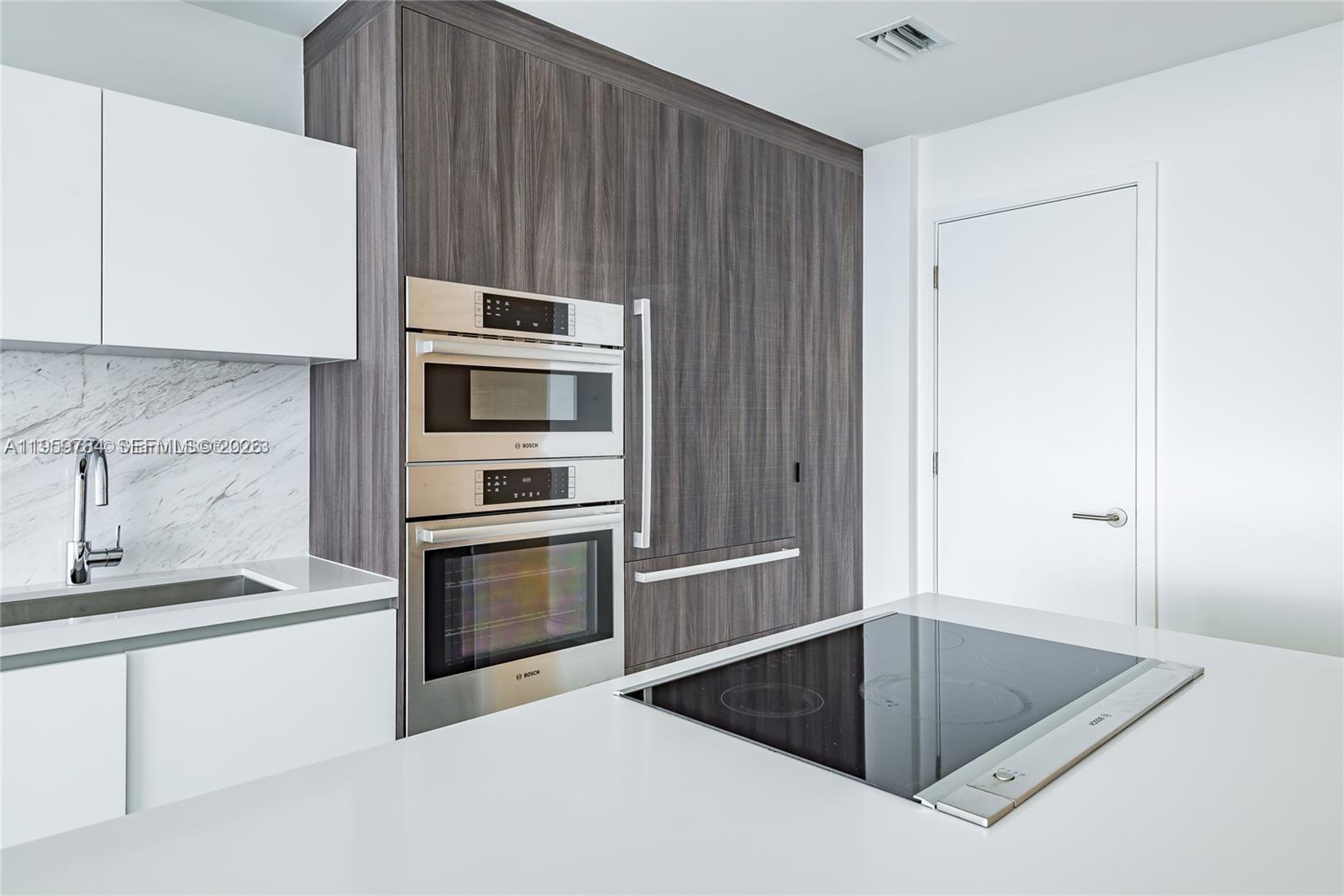 851 NE 1st Ave #2100, Miami FL 33132