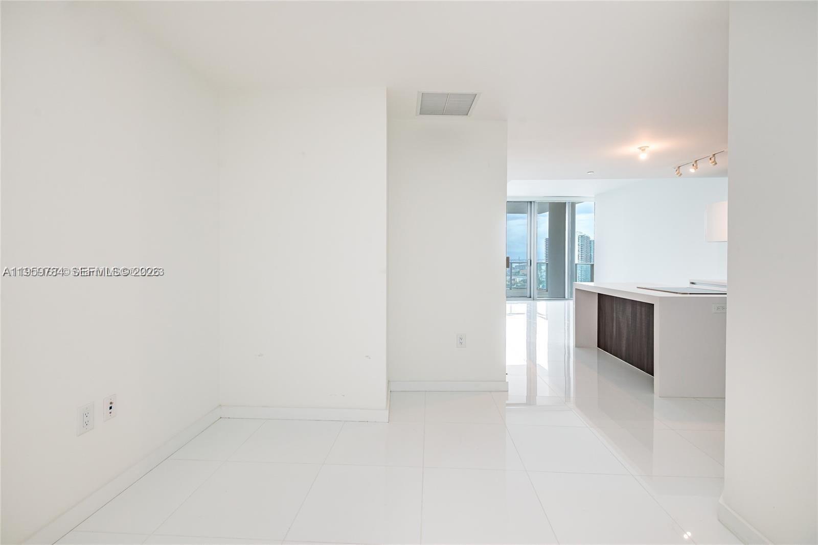 851 NE 1st Ave #2100, Miami FL 33132