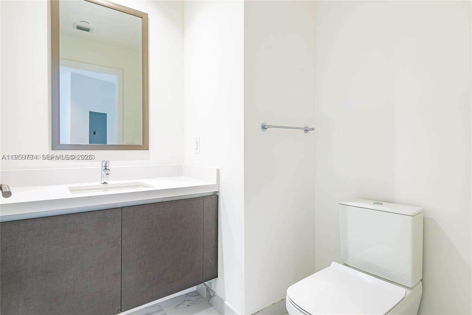 851 NE 1st Ave #2100, Miami FL 33132