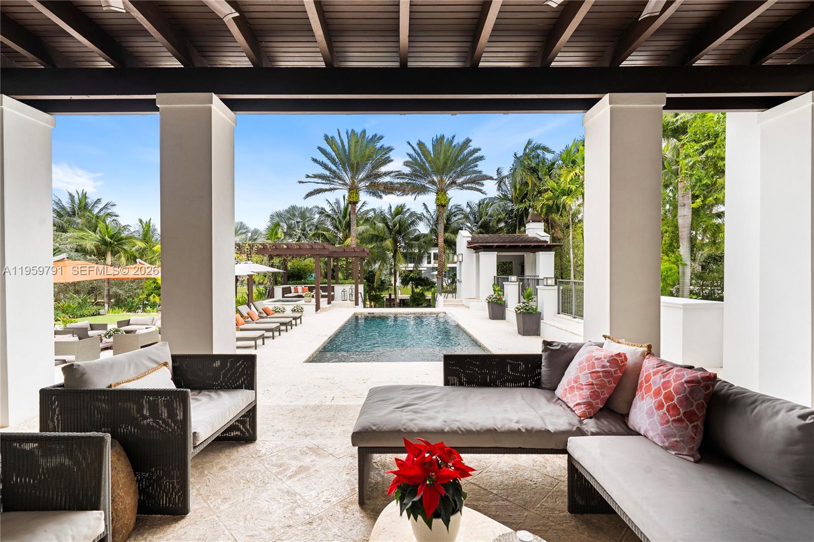 555 Arvida Pkwy, Coral Gables FL 33156