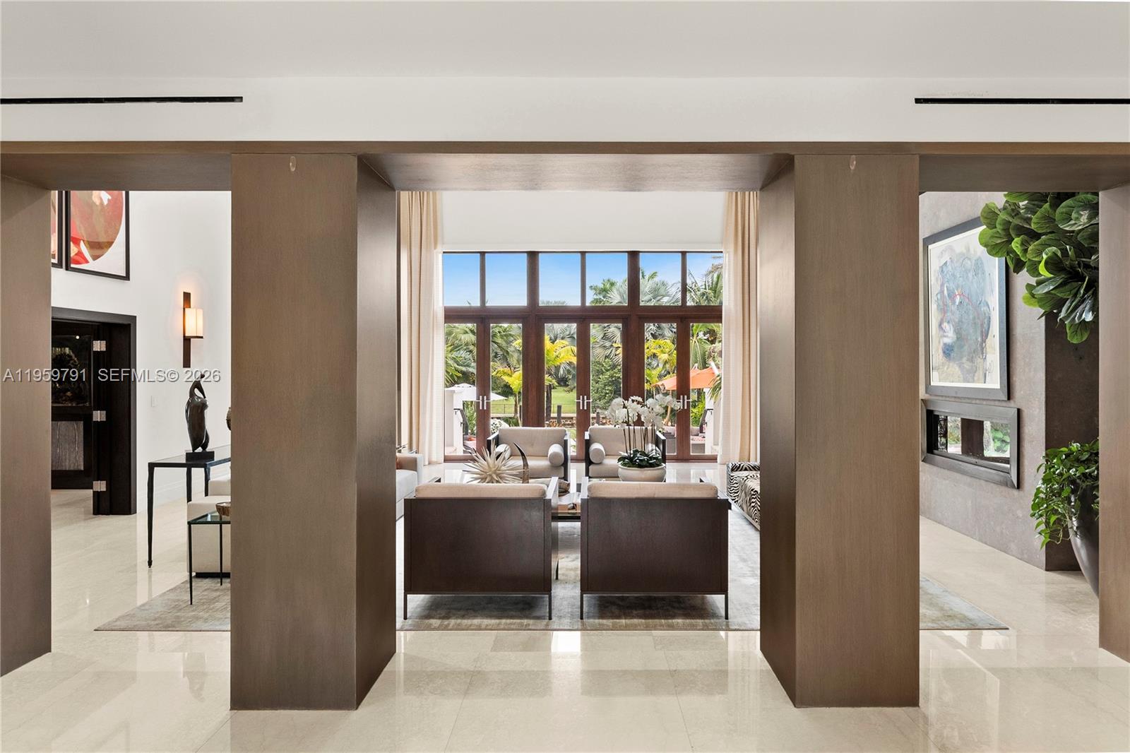 555 Arvida Pkwy, Coral Gables FL 33156