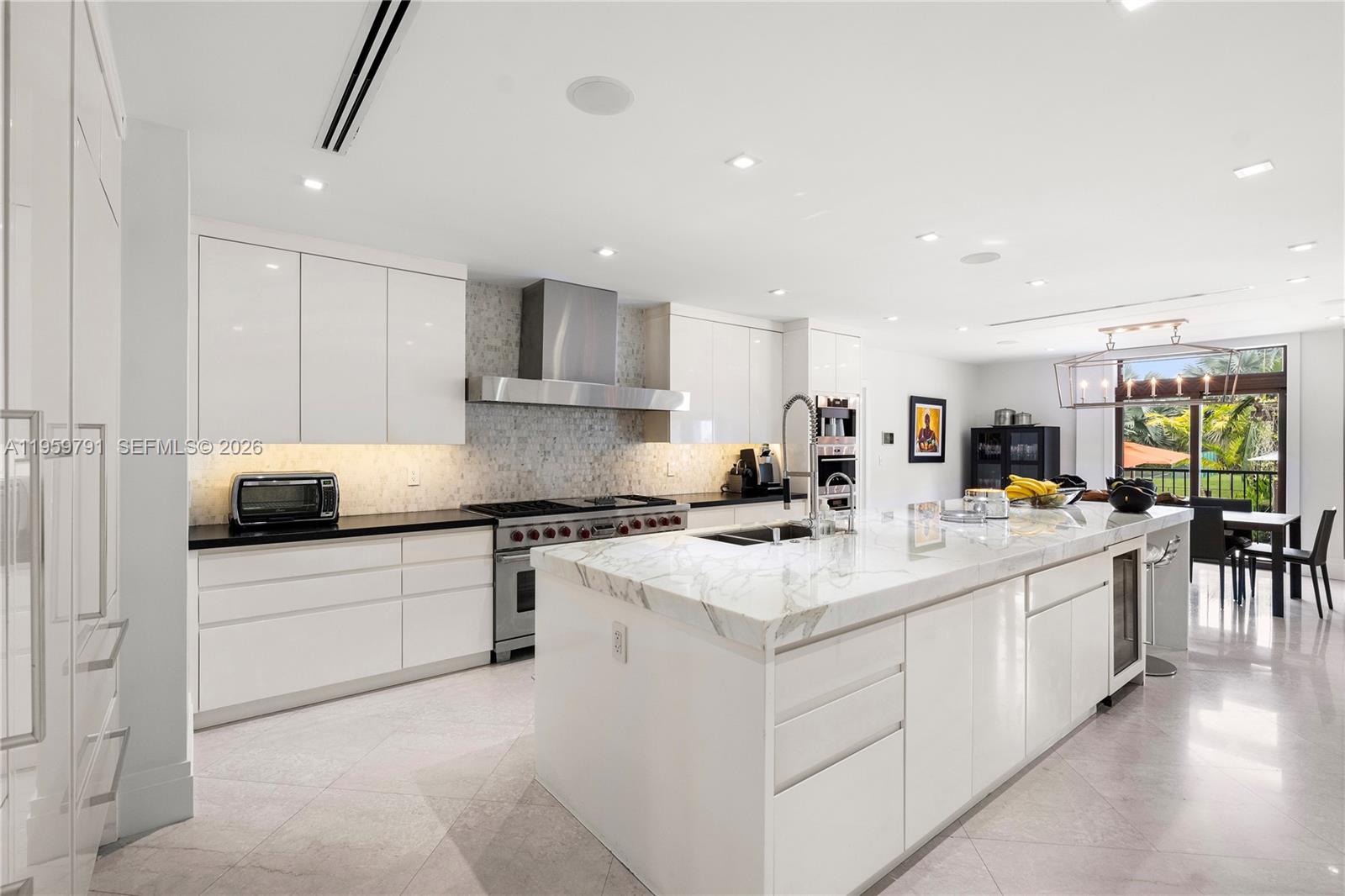555 Arvida Pkwy, Coral Gables FL 33156