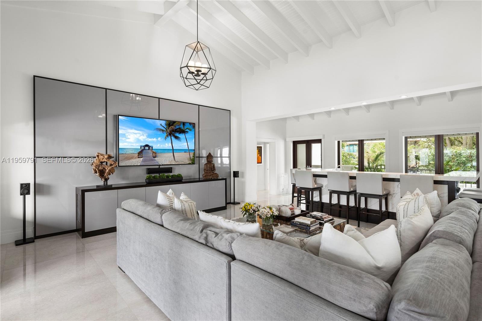 555 Arvida Pkwy, Coral Gables FL 33156