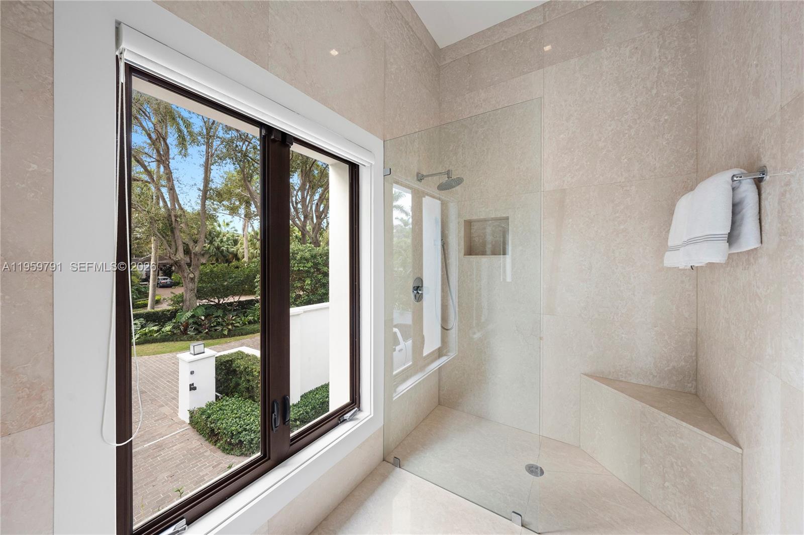 555 Arvida Pkwy, Coral Gables FL 33156