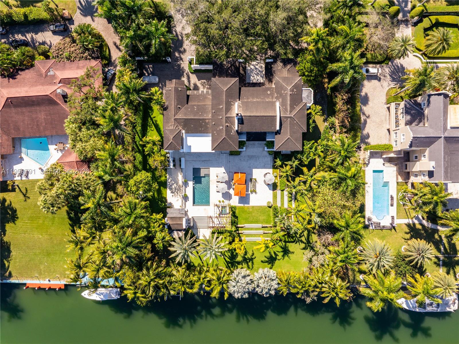 555 Arvida Pkwy, Coral Gables FL 33156