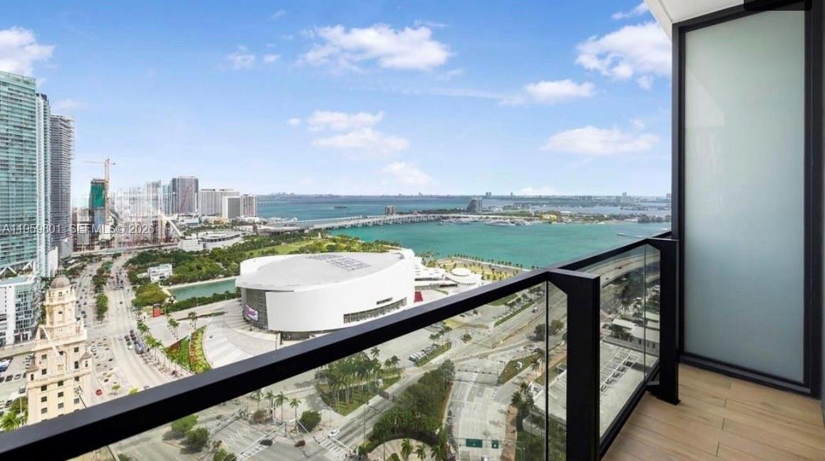 398 NE 5th St #2602, Miami FL 33132
