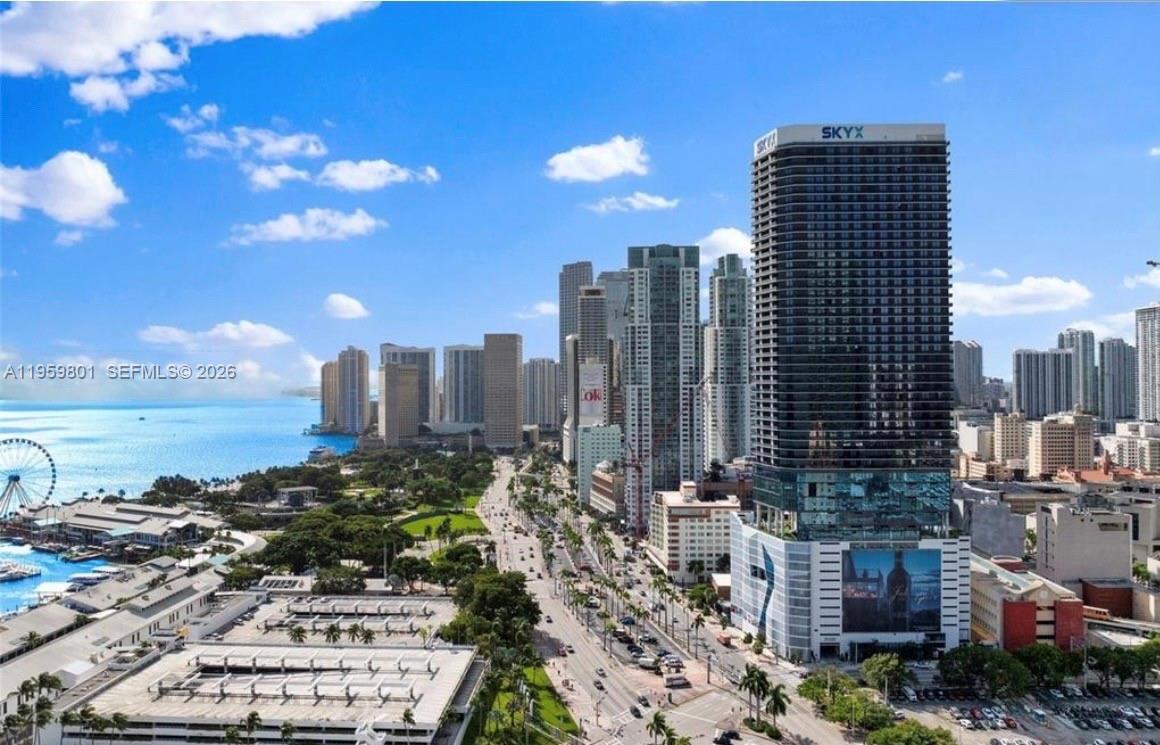 398 NE 5th St #2602, Miami FL 33132