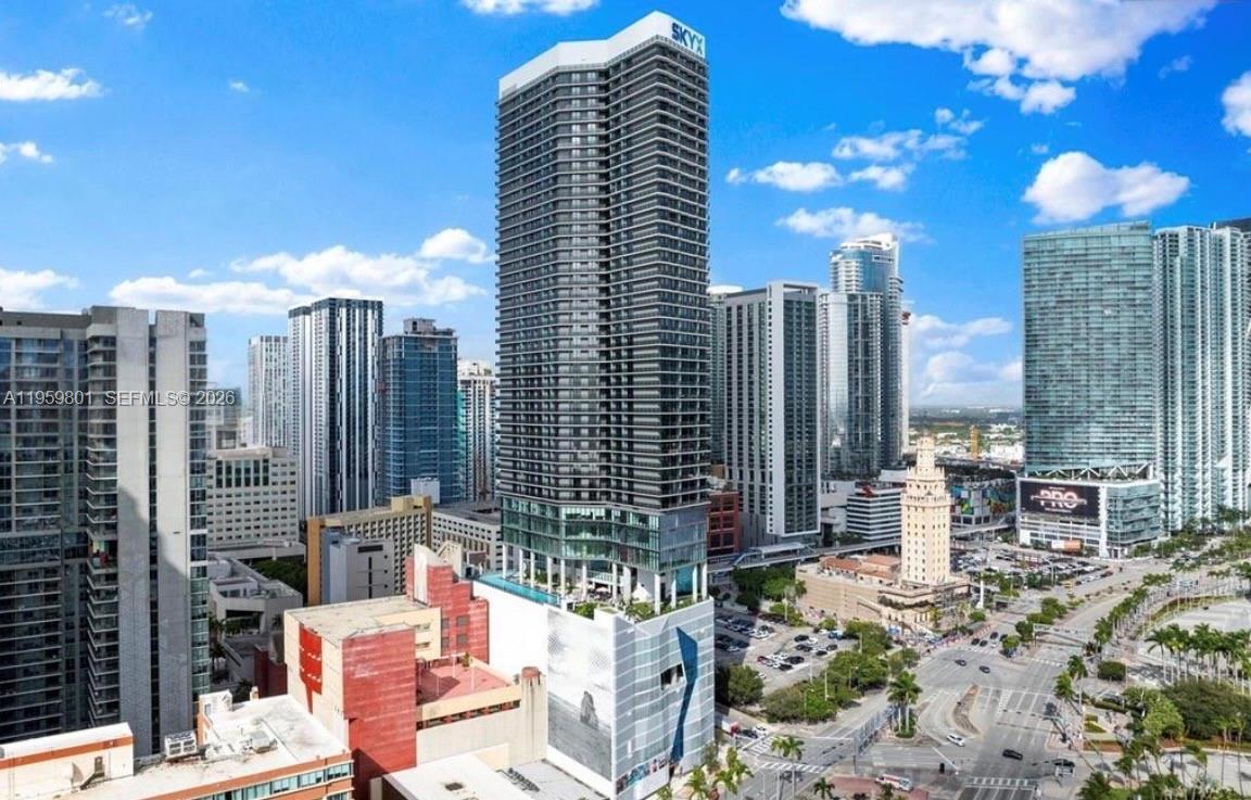 398 NE 5th St #2602, Miami FL 33132