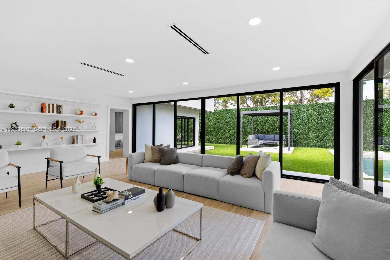 85 W Shore Dr W, Miami FL 33133