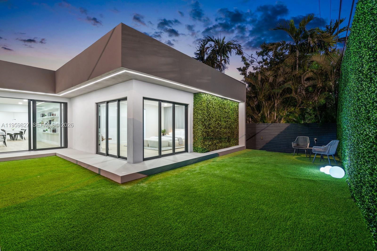85 W Shore Dr W, Miami FL 33133