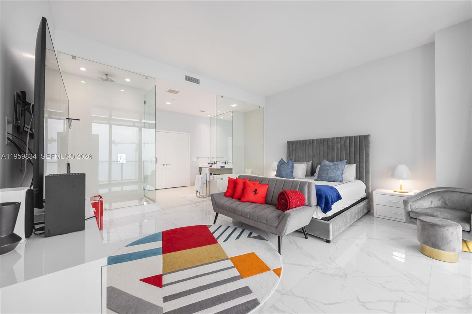 460 NE 28th St #4002, Miami FL 33137
