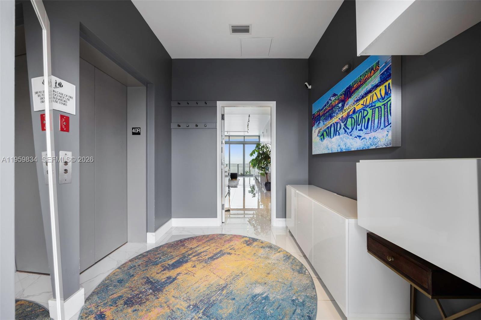 460 NE 28th St #4002, Miami FL 33137