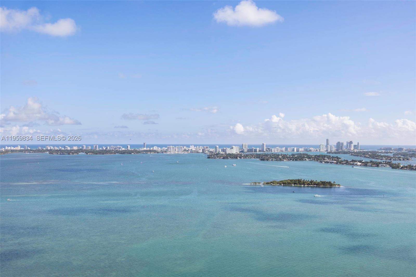 460 NE 28th St #4002, Miami FL 33137