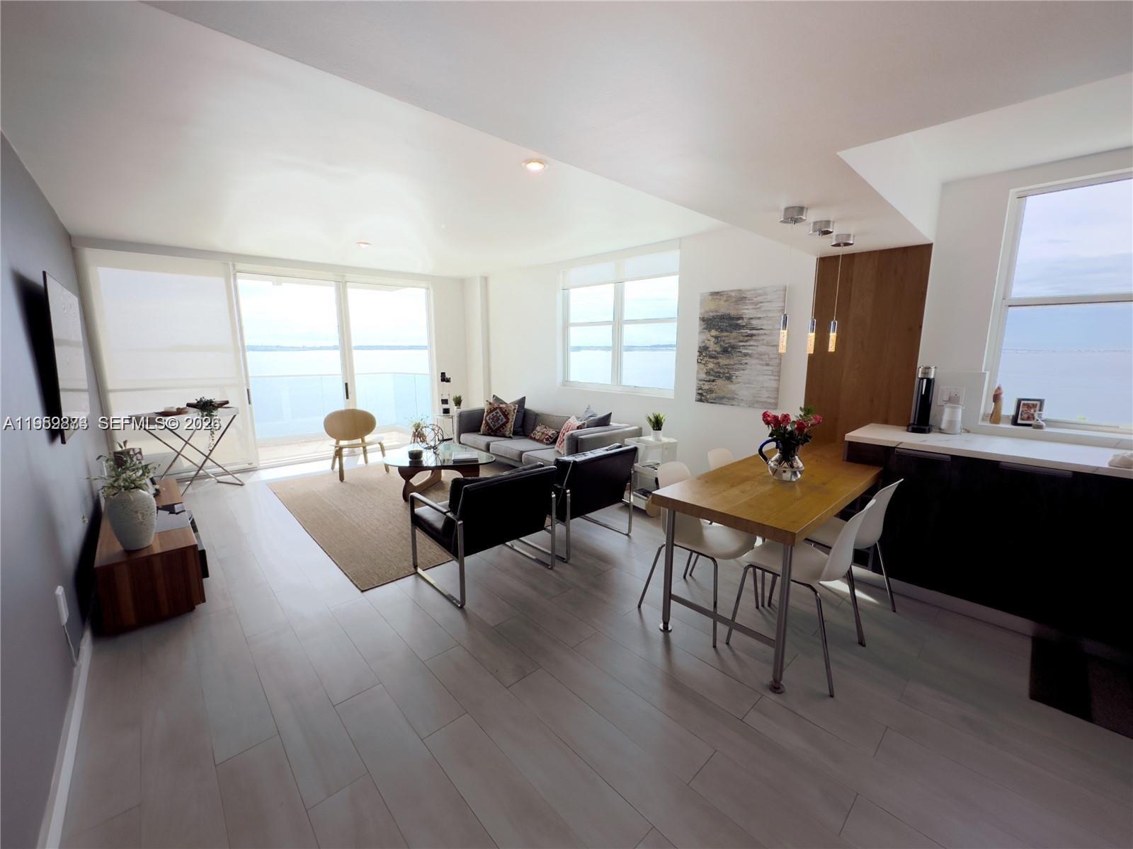 Miami FL 33131 - A11959873
