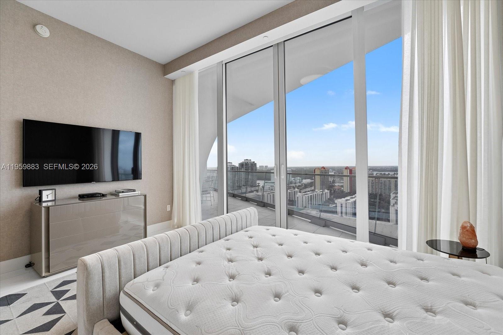 16901 Collins Ave #2503, Sunny Isles Beach FL 33160