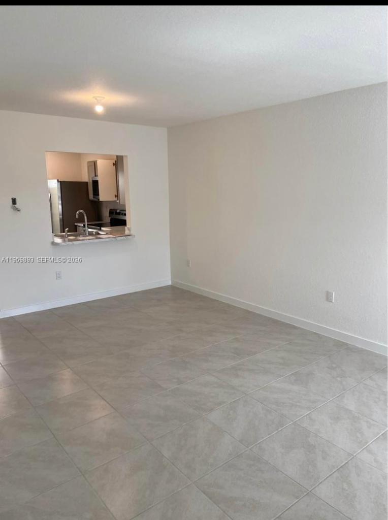 556 NE 5th St #1, Florida City FL 33034