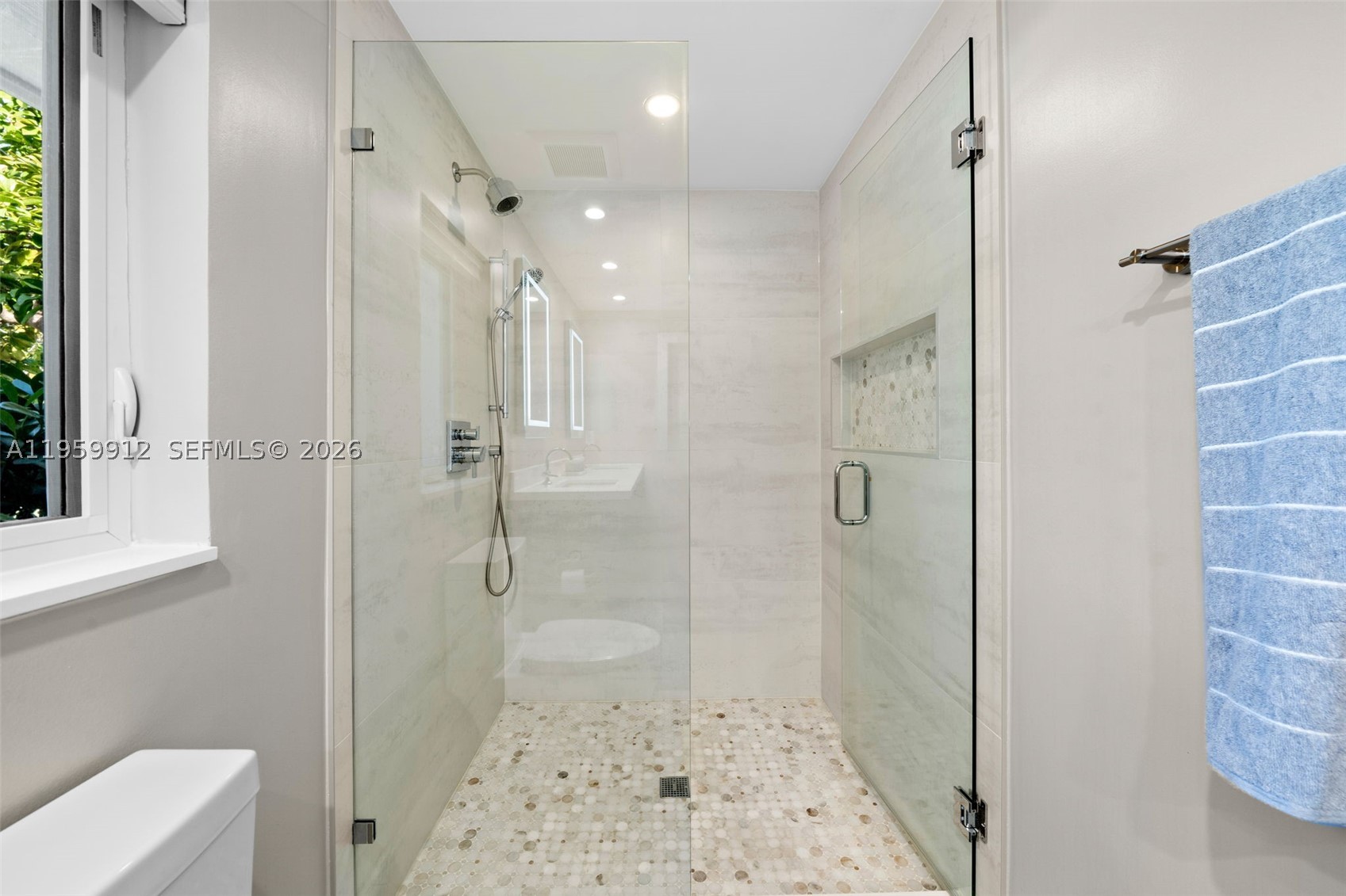 4595 N Jefferson Ave, Miami Beach FL 33140