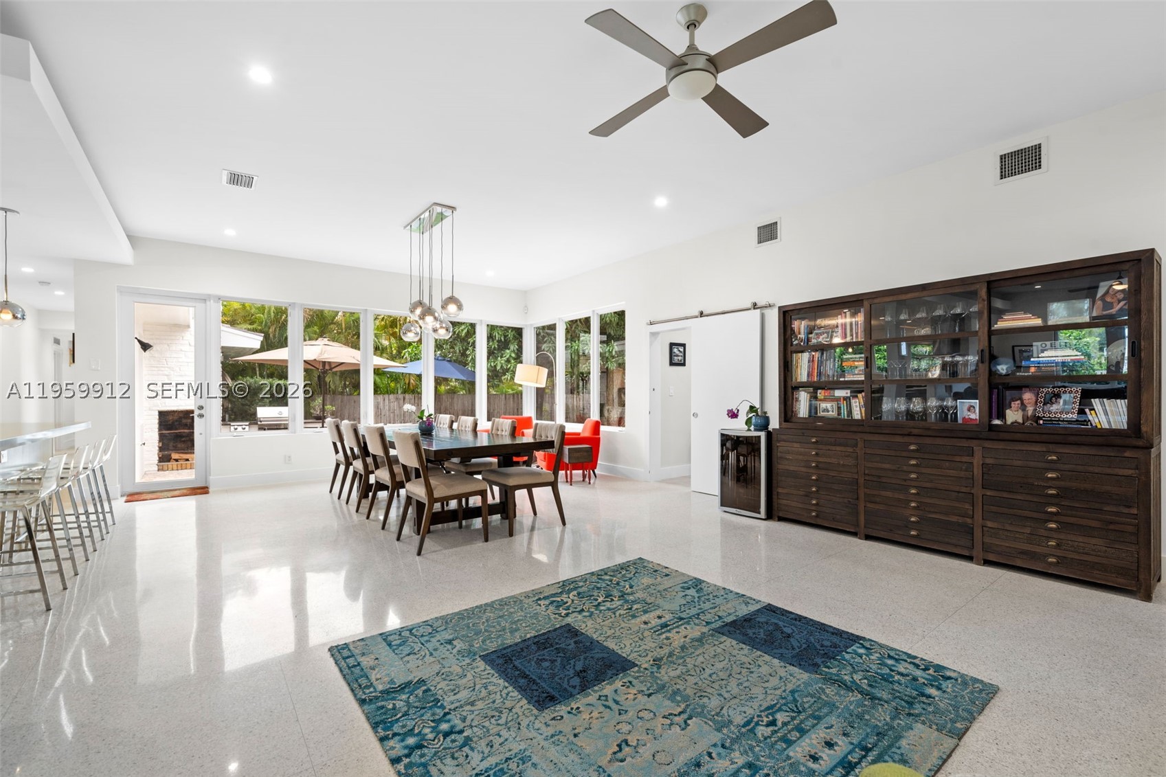 4595 N Jefferson Ave, Miami Beach FL 33140