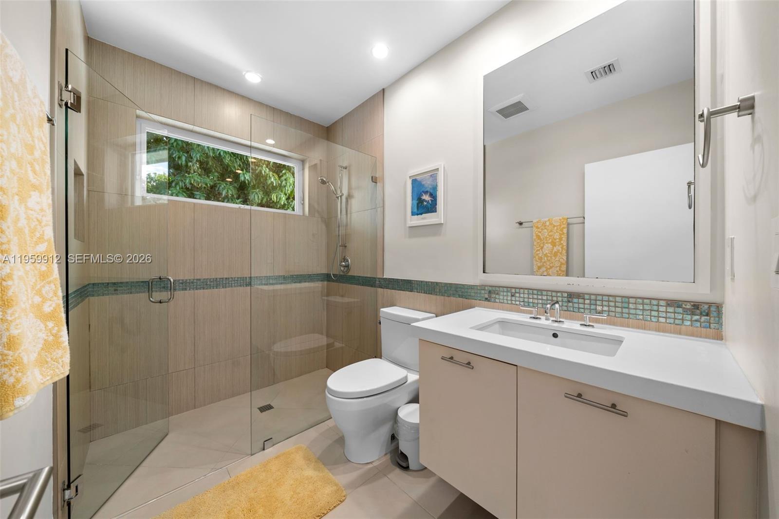 4595 N Jefferson Ave, Miami Beach FL 33140