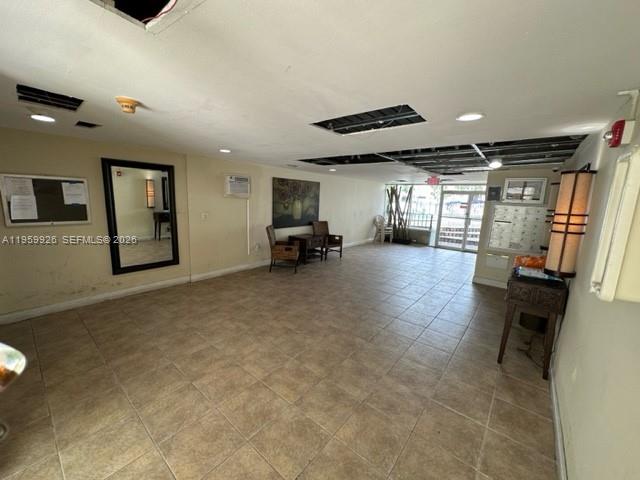 3527 NE 168th St #202, North Miami Beach FL 33160